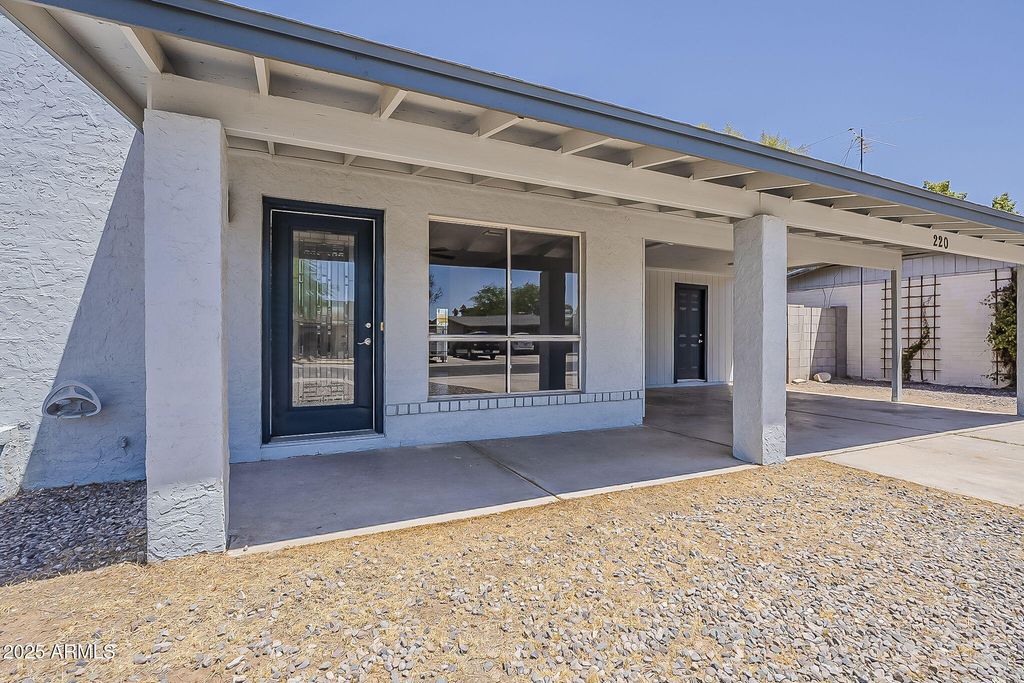 Photo of 220 E Ocotillo Street, Casa Grande, AZ 85122 (MLS # 6877797)