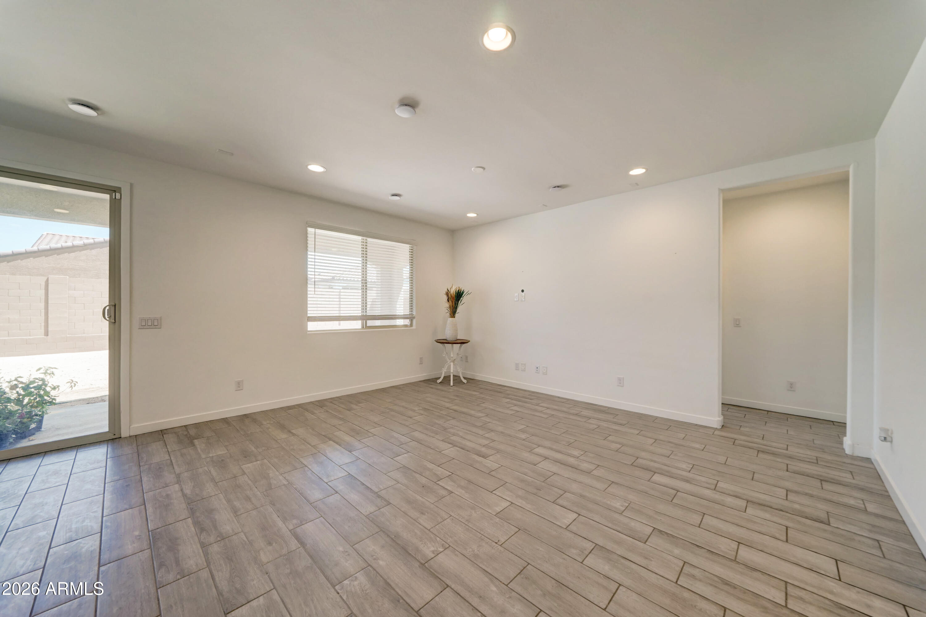 VERDE TRAILS 2 - Residential