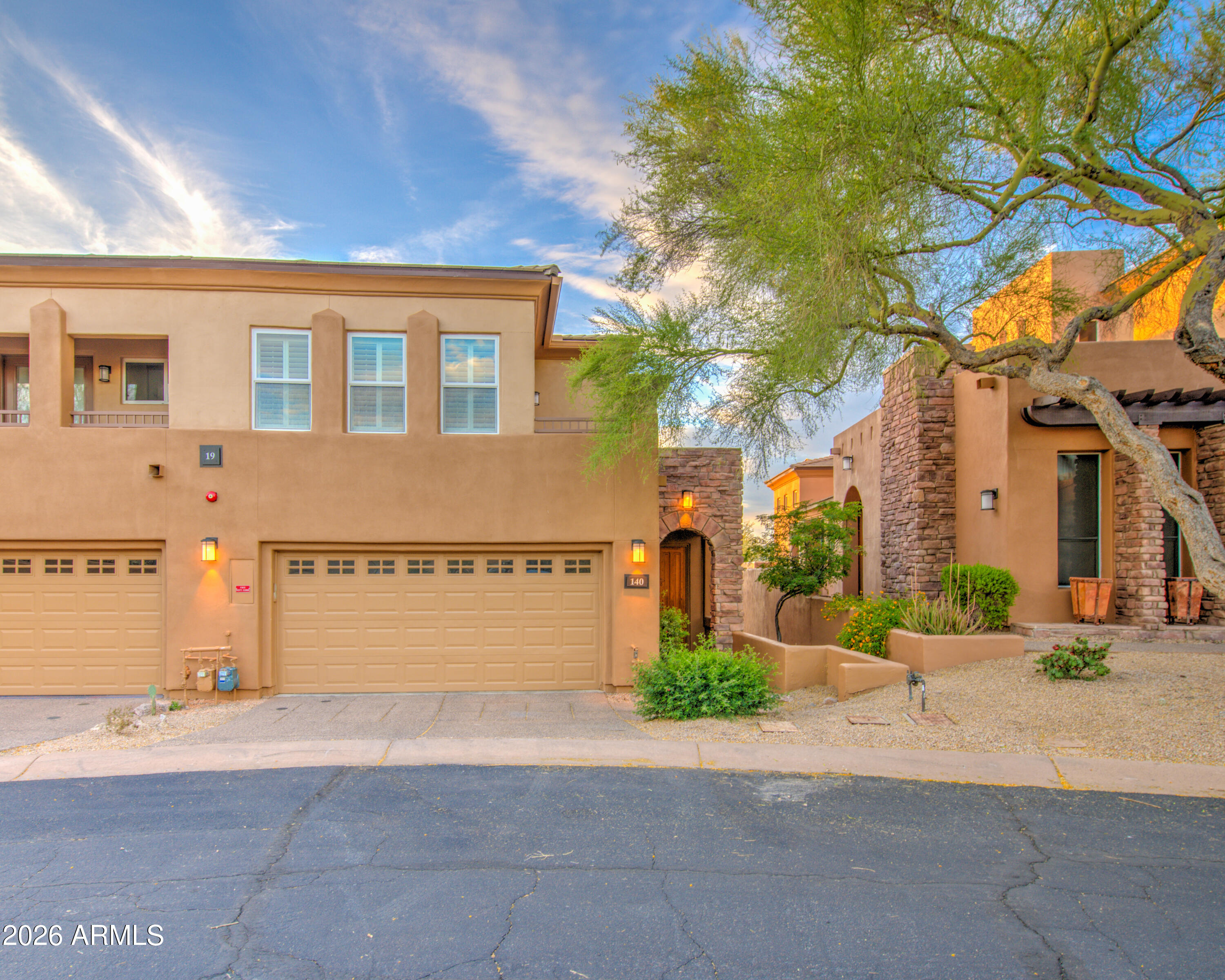 28990 N WHITE FEATHER Lane 140