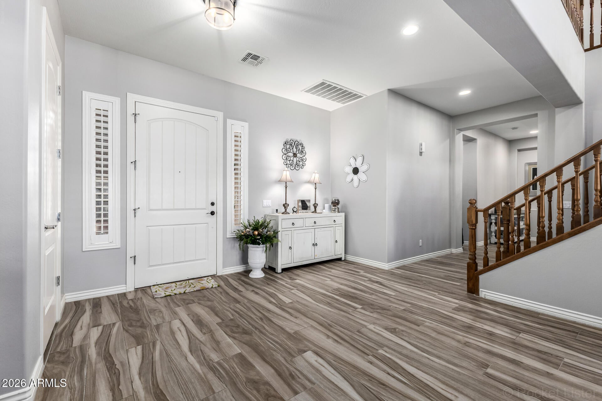 20394 E CALLE DE FLORES --