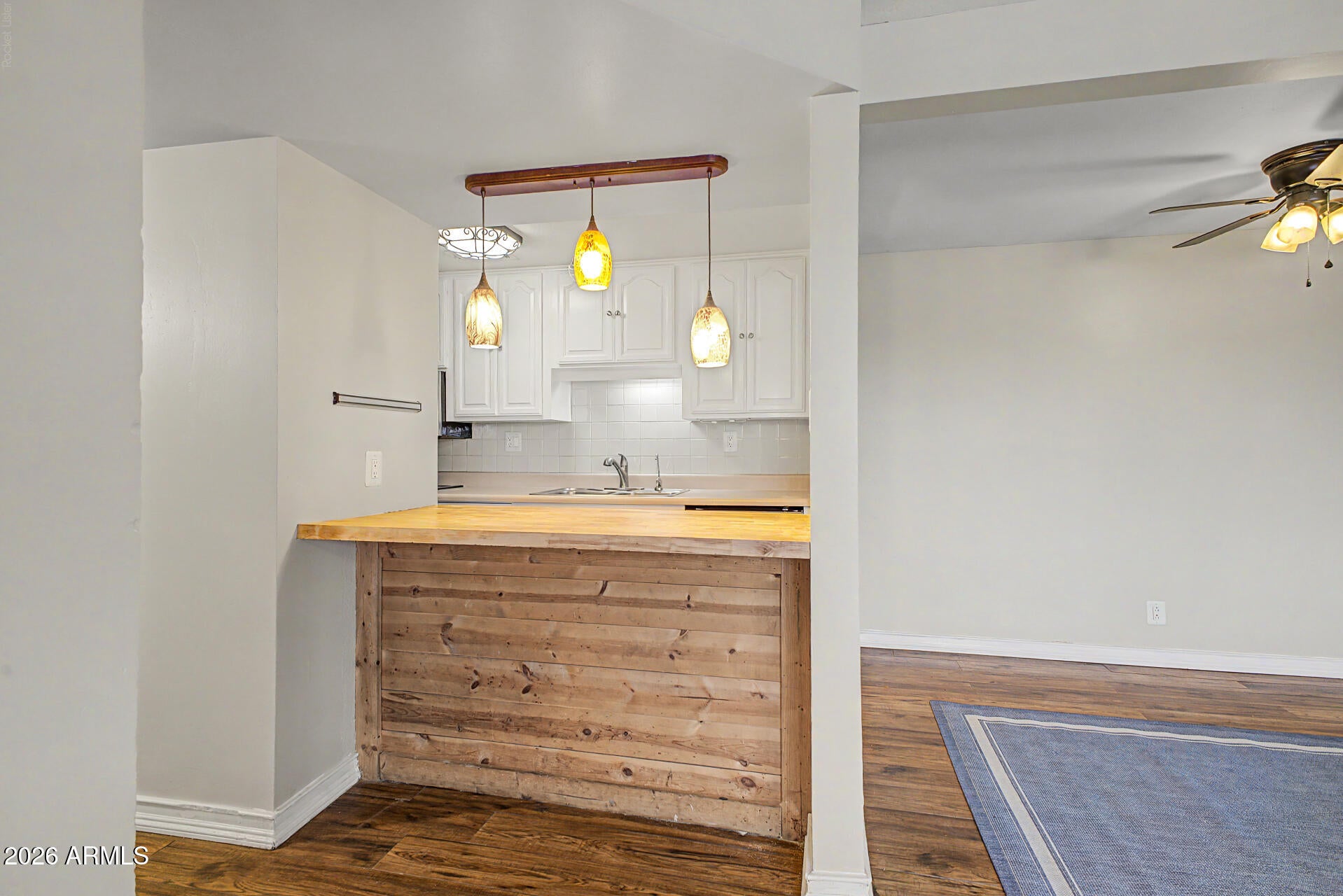 424 W Brown Road 207