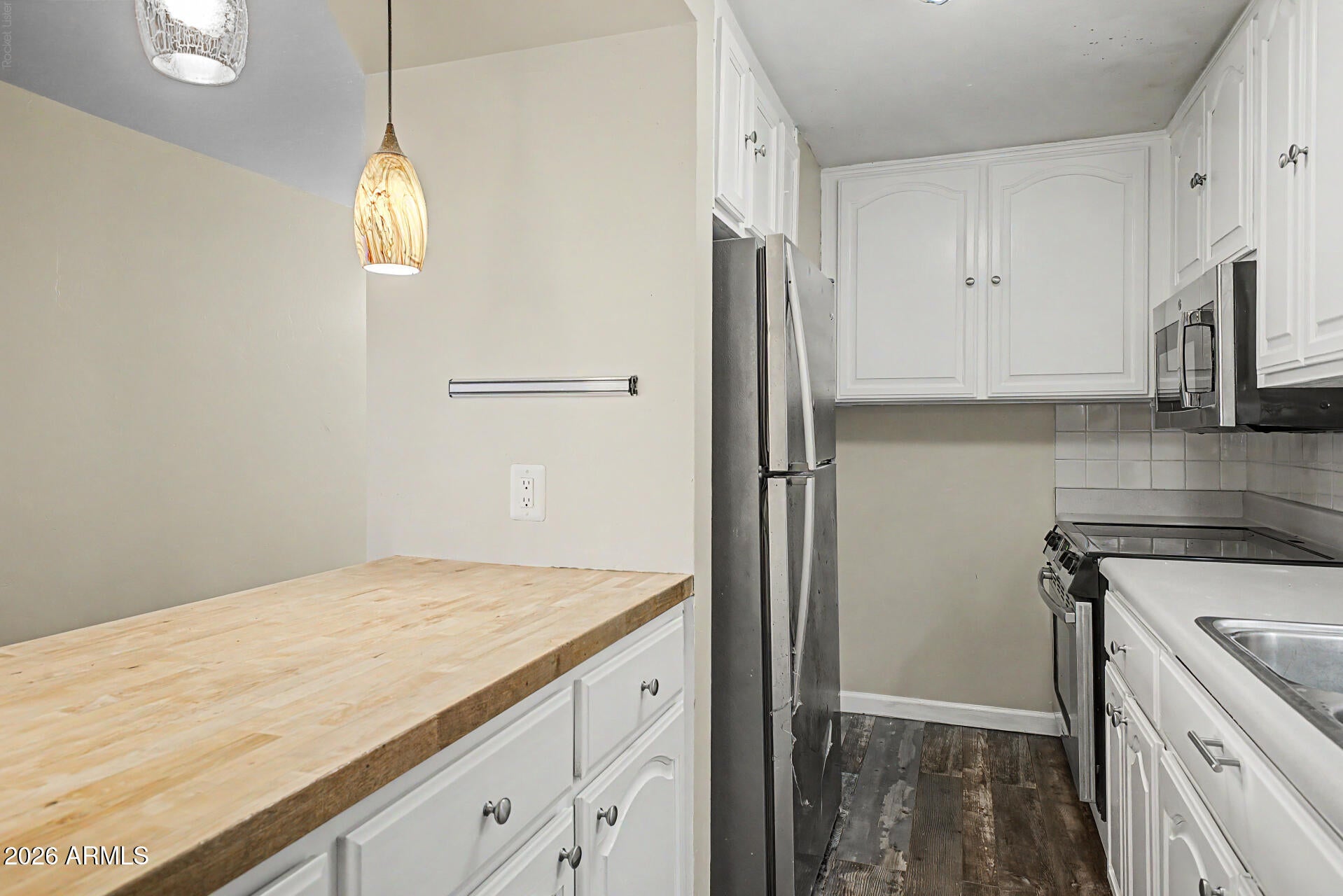 424 W Brown Road 207