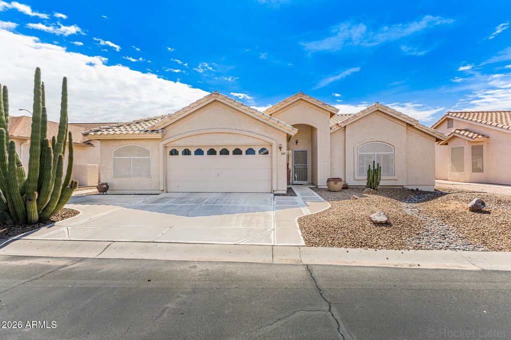 Photo of 1601 E Hazeltine Way, Chandler, AZ 85249 (MLS # 6997165)