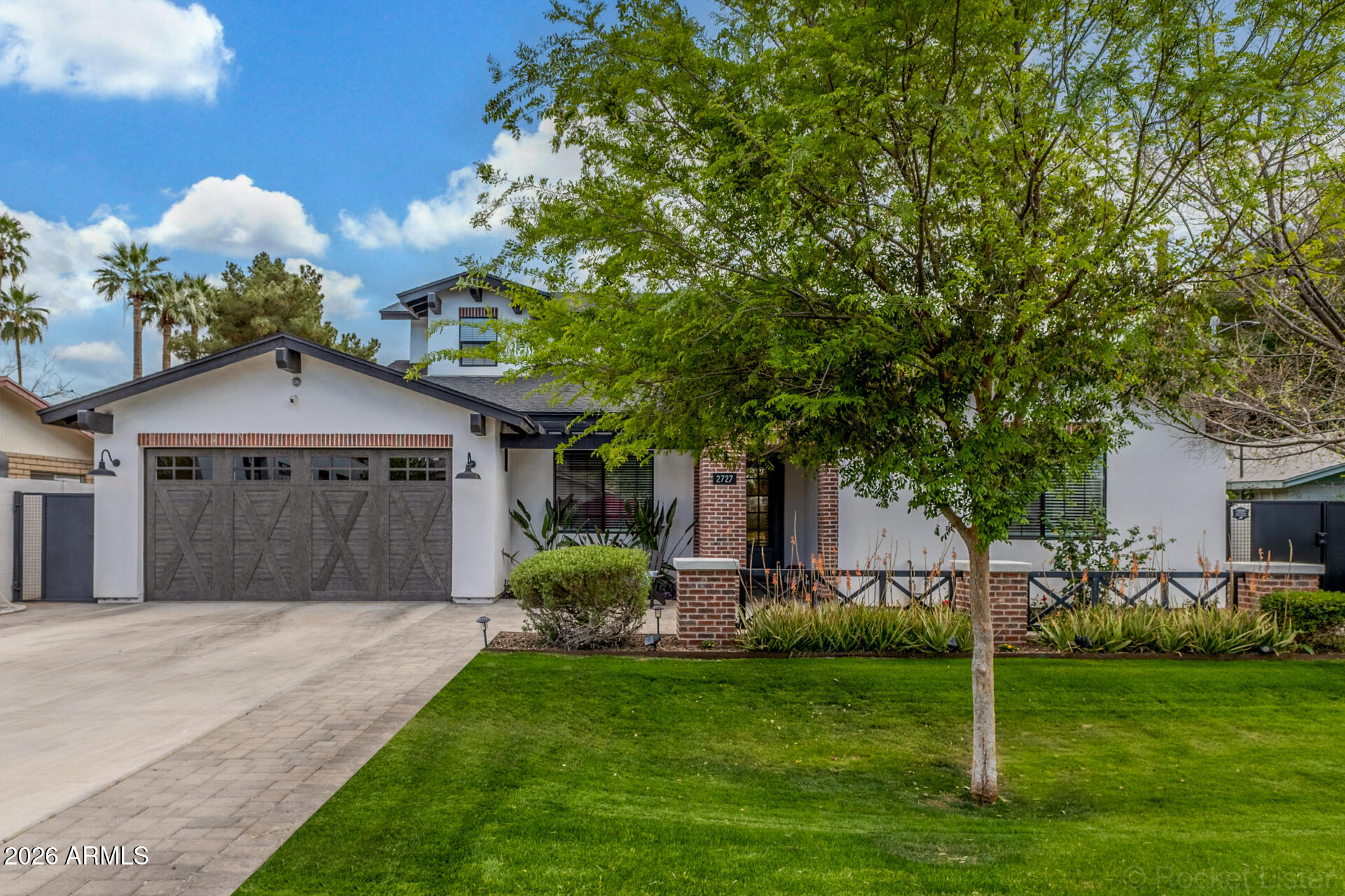 2727 E TURNEY Avenue