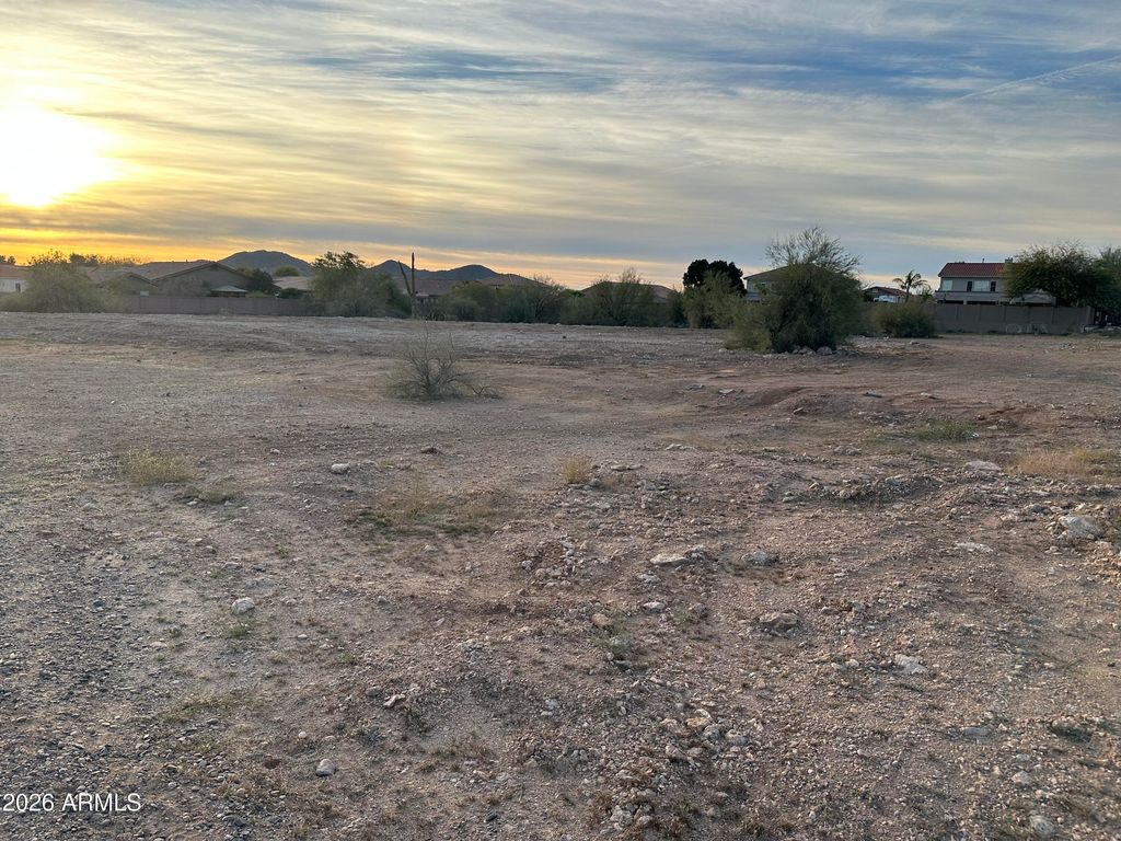 Photo of 27376 N 99th Avenue #1, Peoria, AZ 85383 (MLS # 6937776)