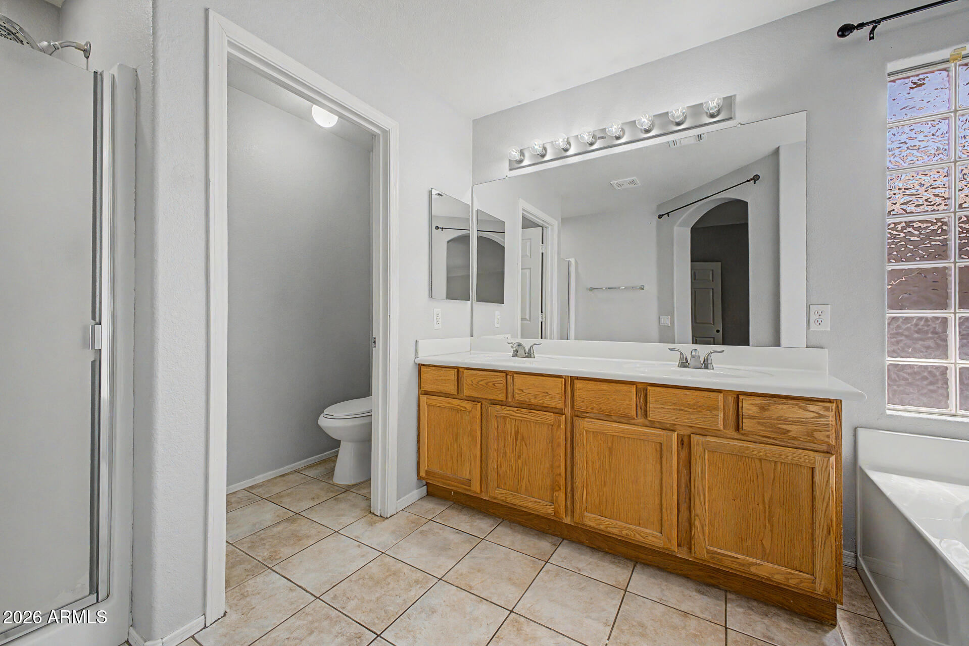 HIGLEY GROVES - Residential