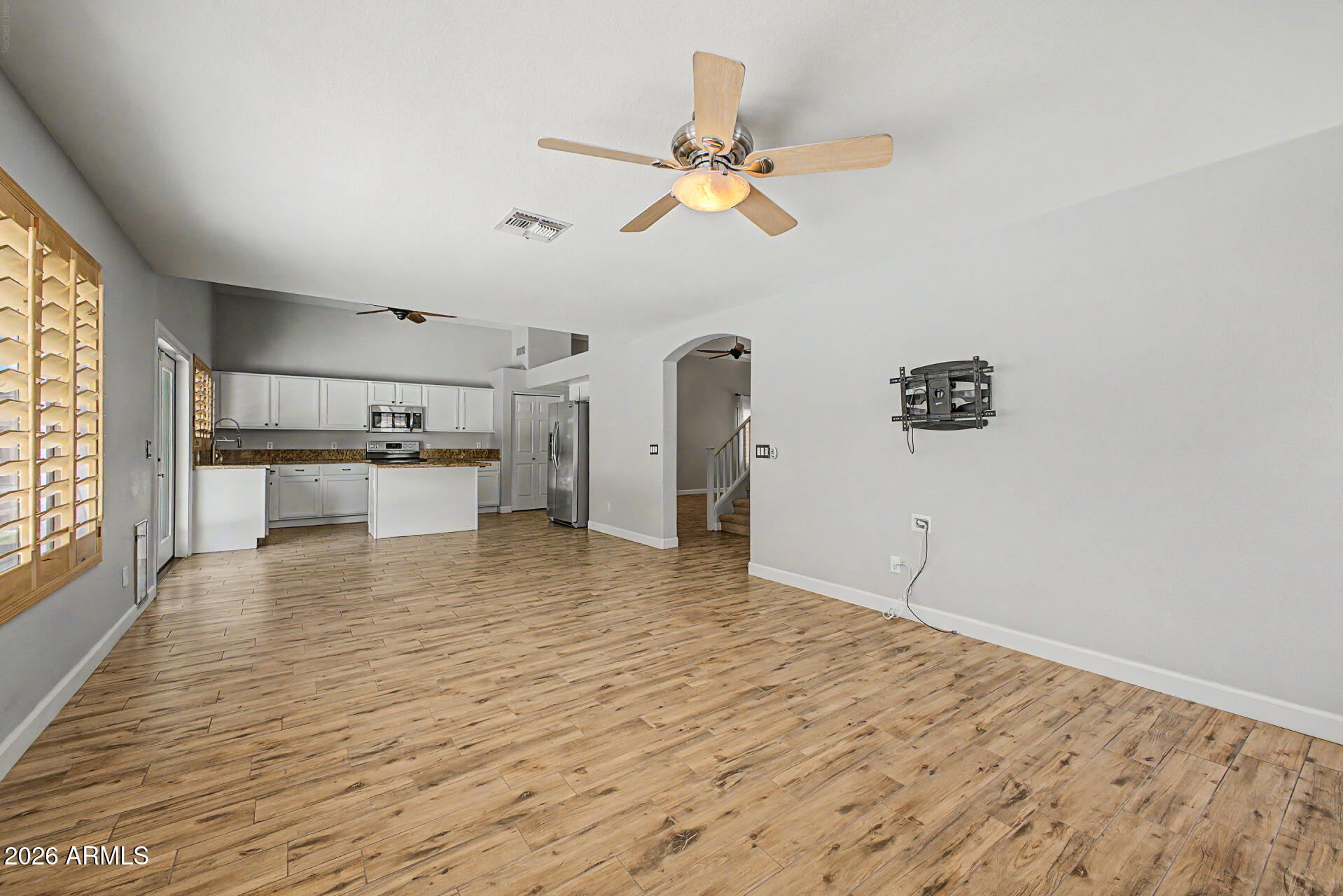 HIGLEY GROVES - Residential