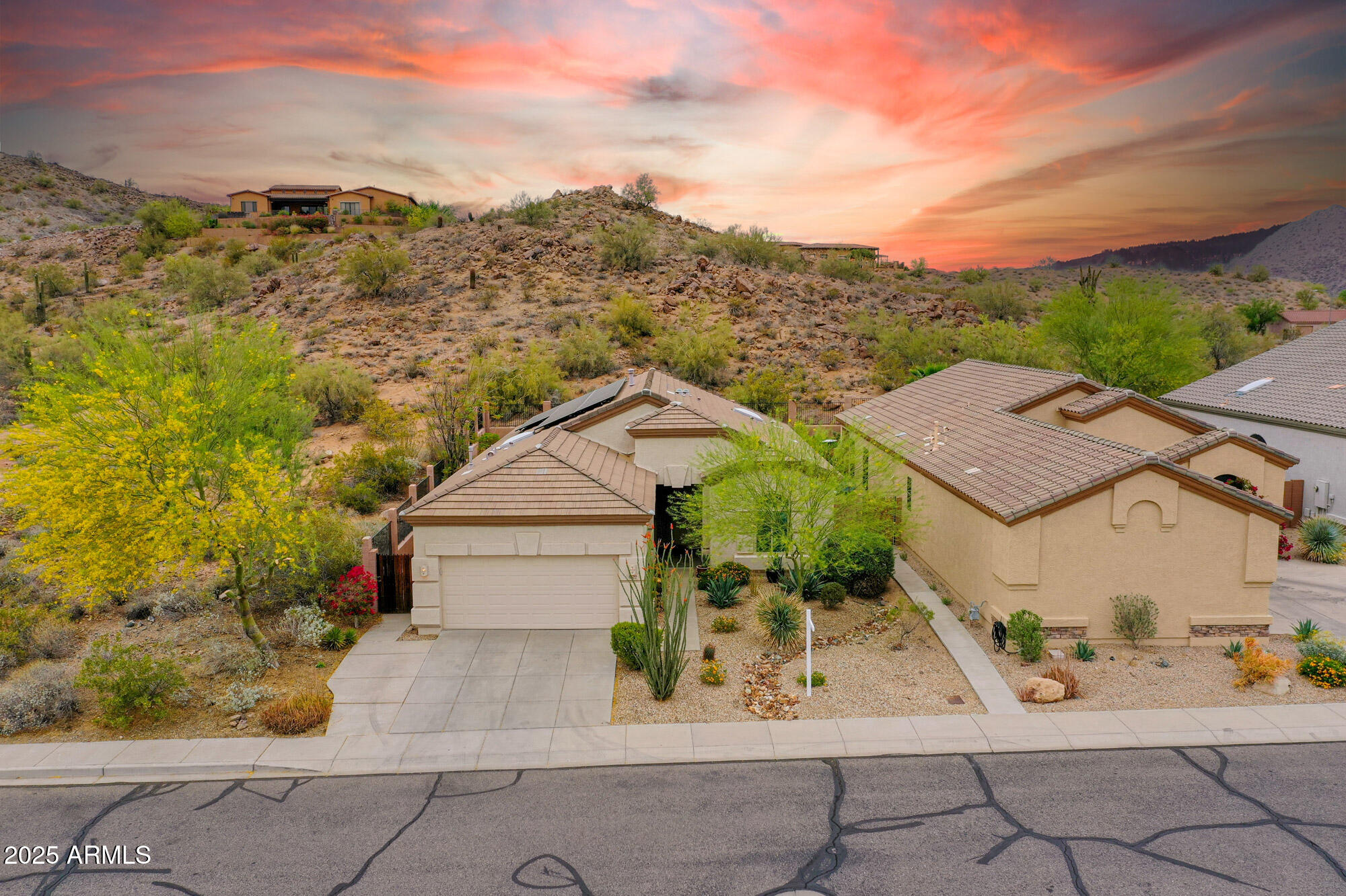 6522 W MOLLY Lane