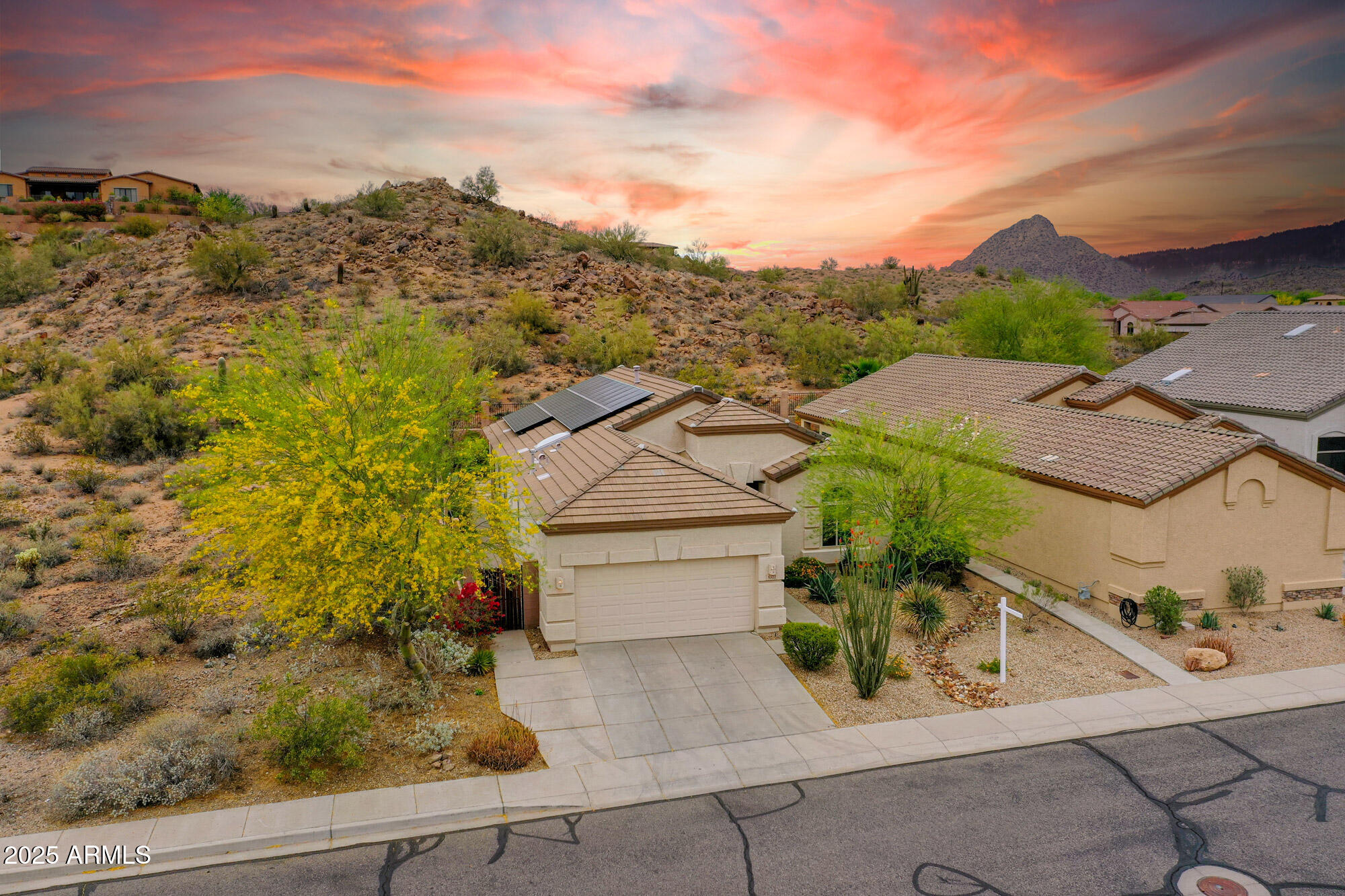 6522 W MOLLY Lane