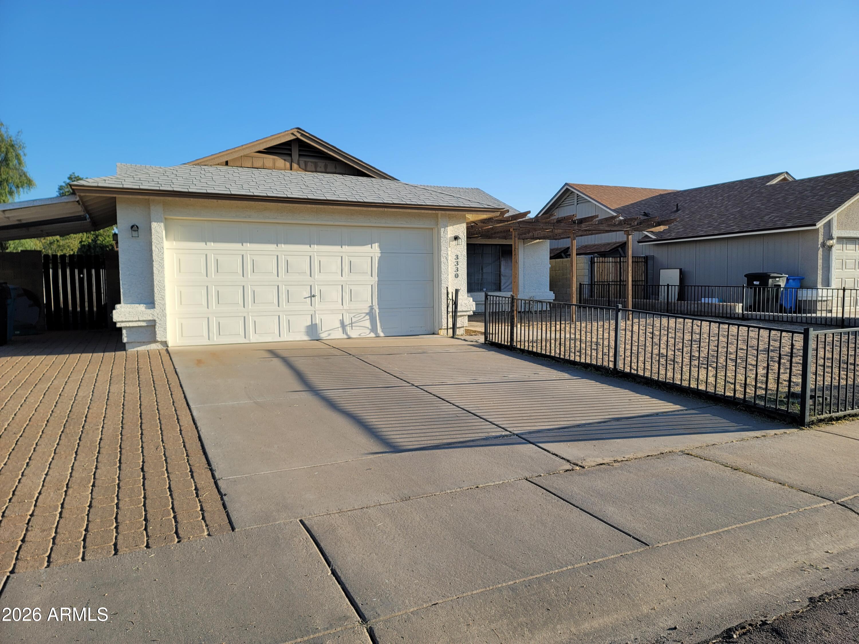 3330 W ROSE GARDEN Lane