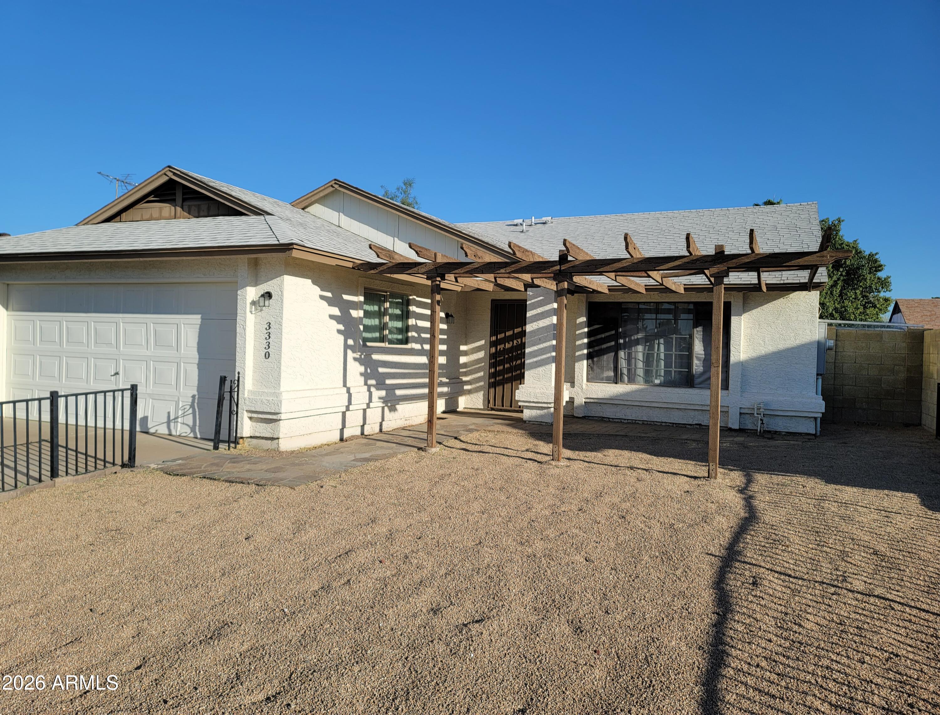 3330 W ROSE GARDEN Lane