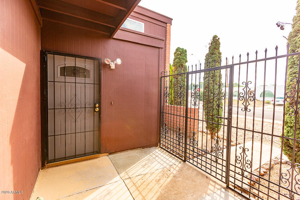 THE MEADOWS - Residential