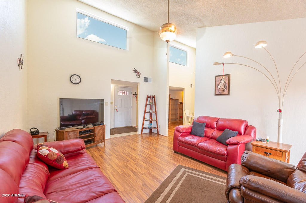 THE MEADOWS - Residential