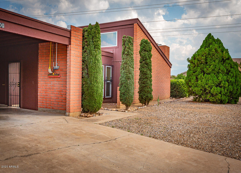 THE MEADOWS - Residential