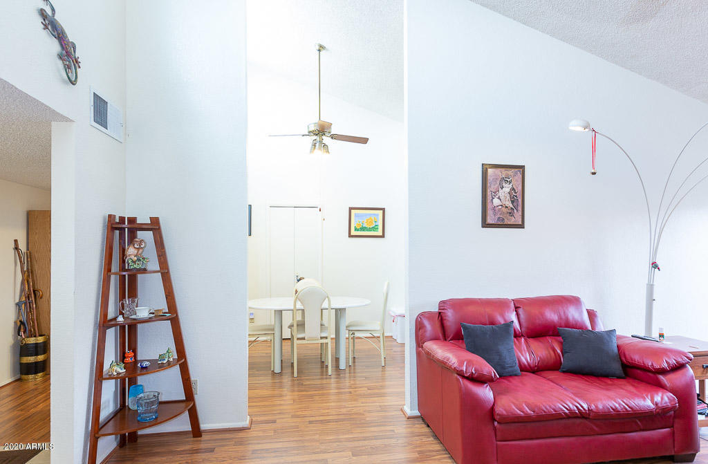 THE MEADOWS - Residential