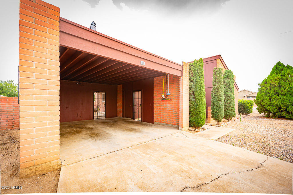 THE MEADOWS - Residential