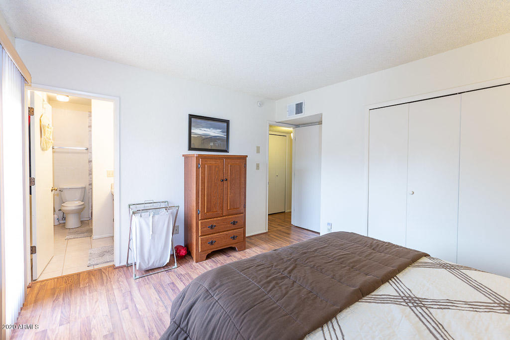 THE MEADOWS - Residential