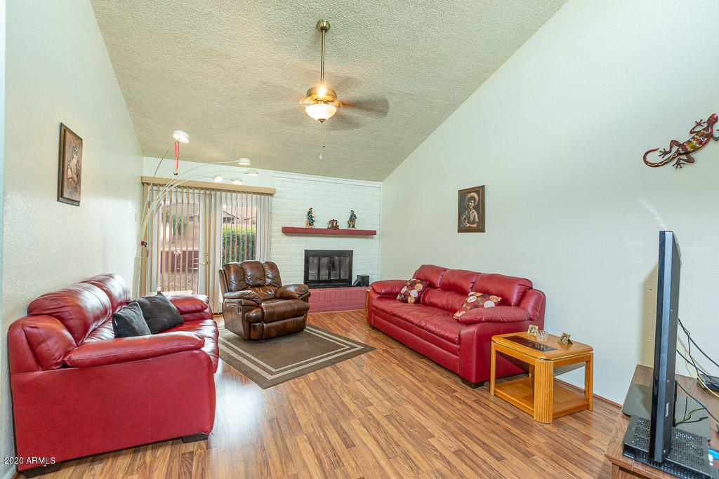 THE MEADOWS - Residential