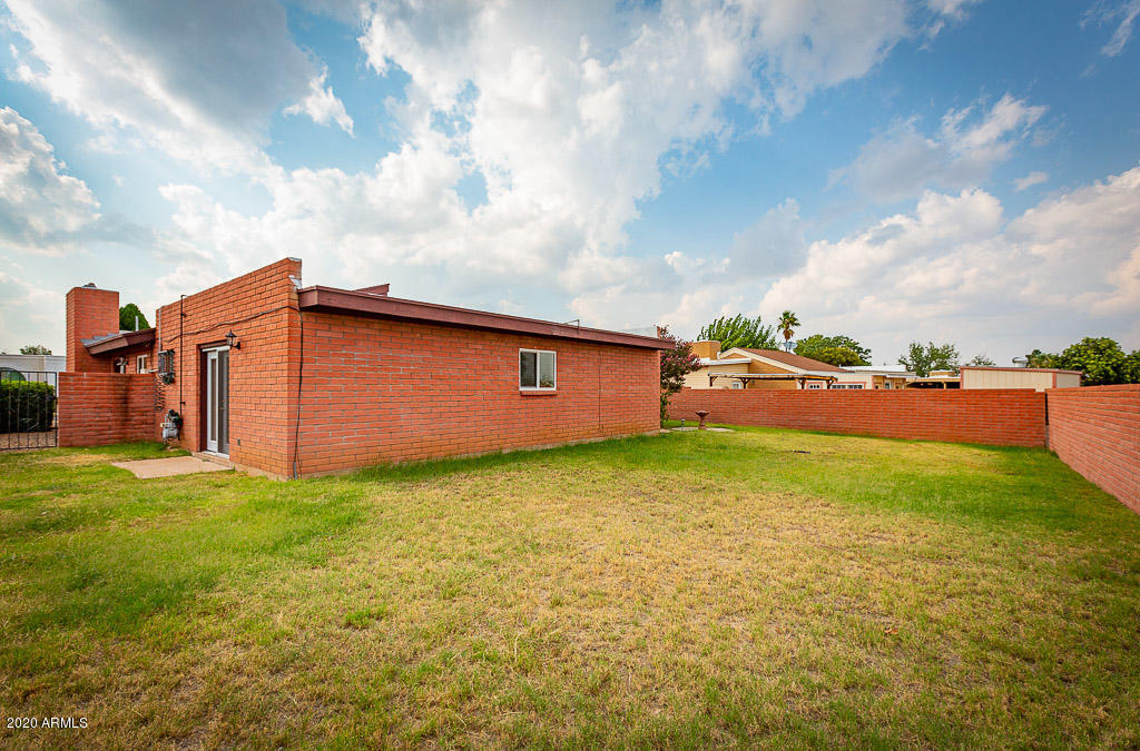 THE MEADOWS - Residential