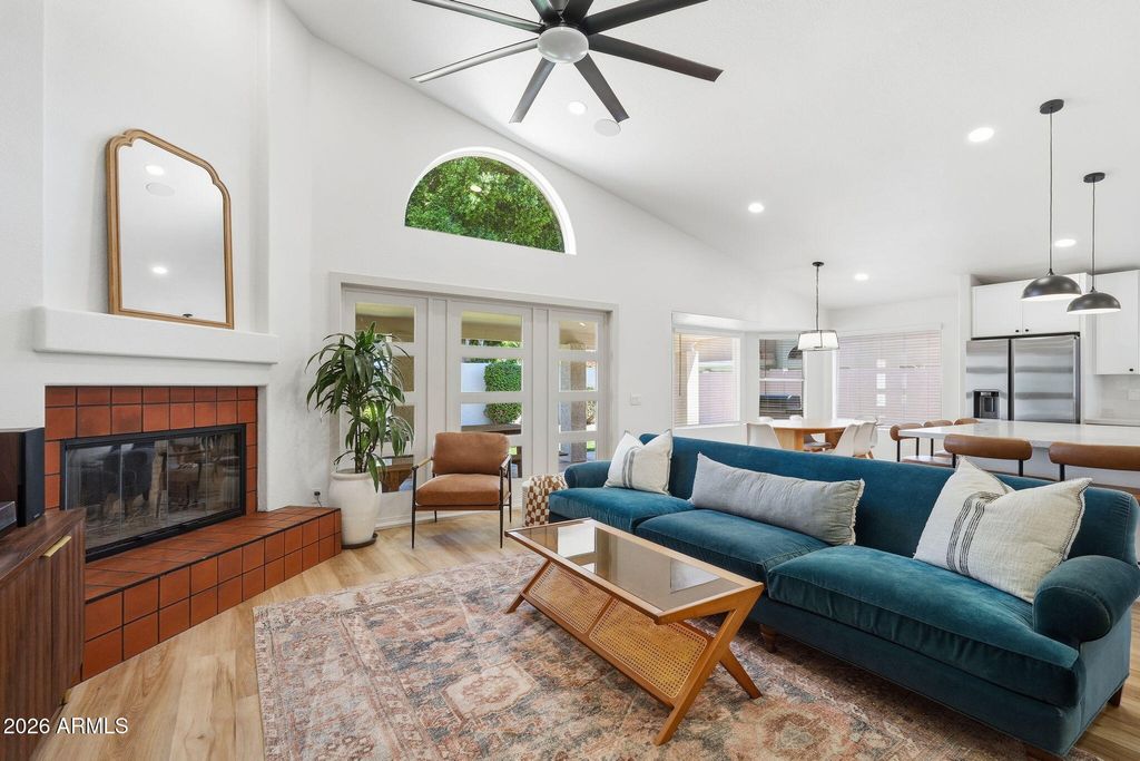 Photo of 1217 N Sailors Way, Gilbert, AZ 85234 (MLS # 7015255)