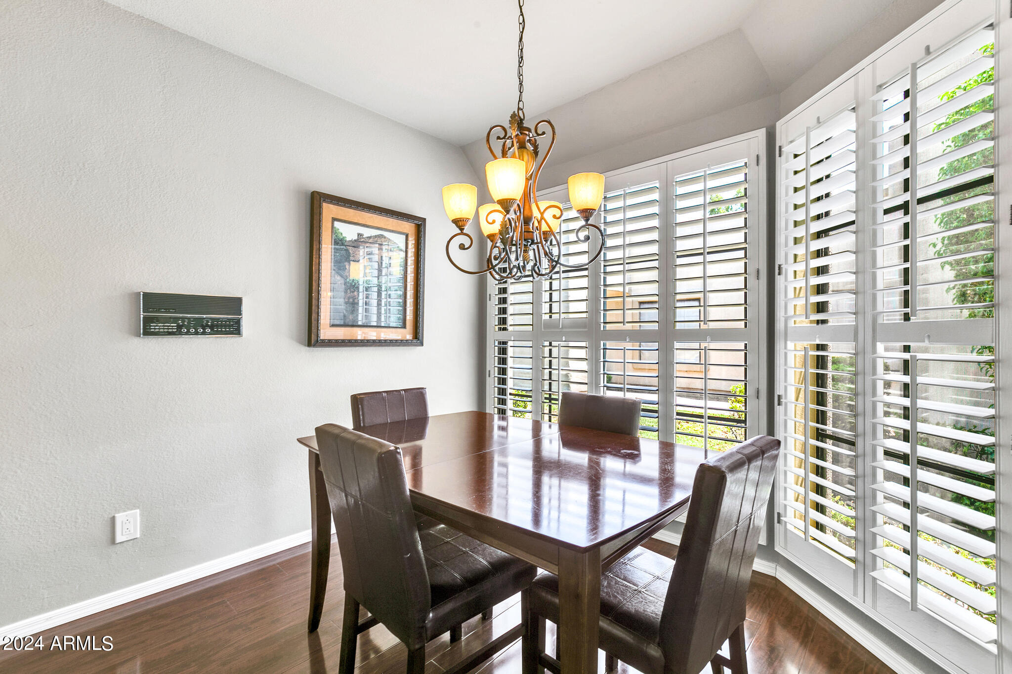 8889 E MEADOW HILL Drive