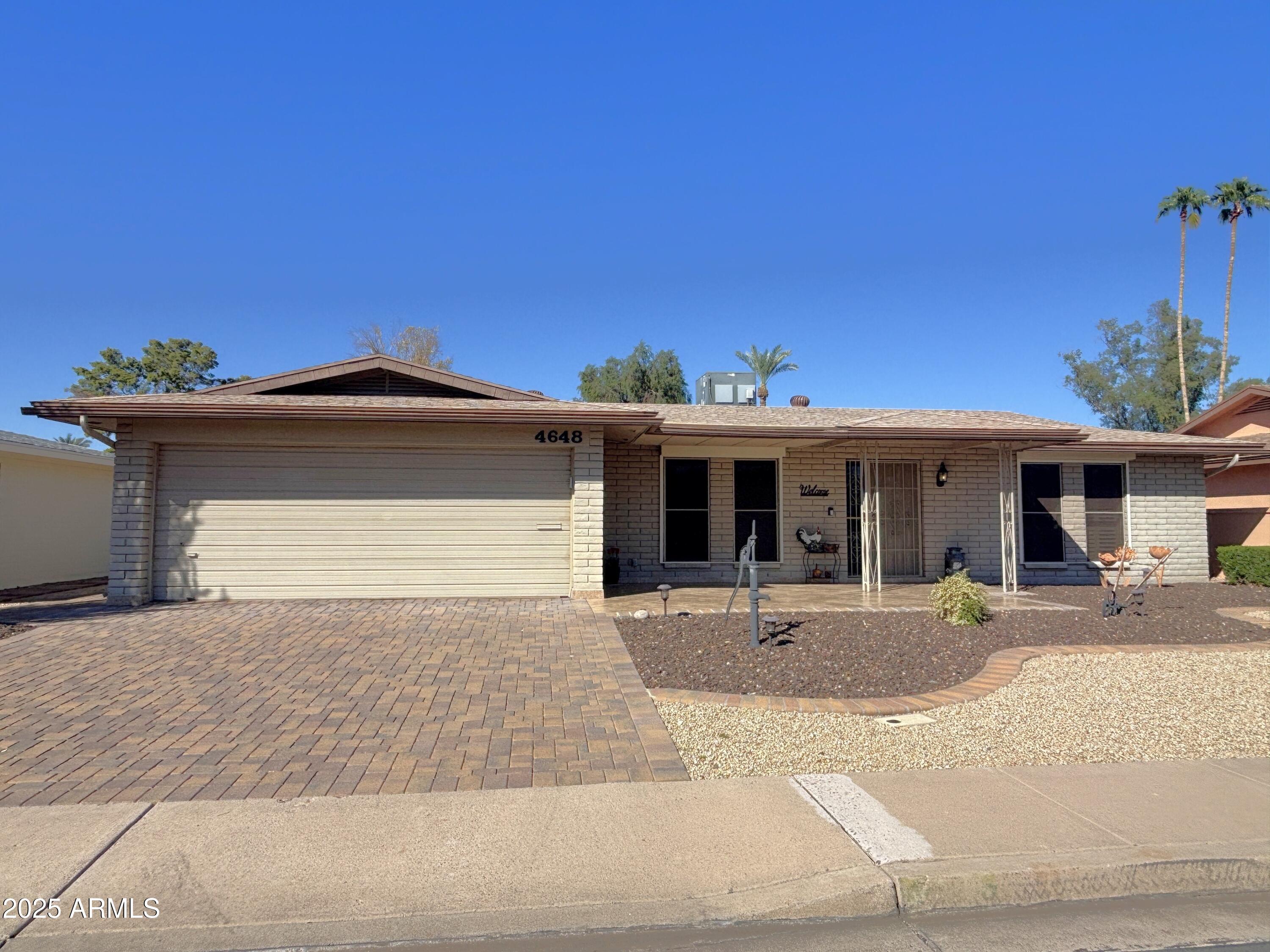 4648 E DELTA Avenue