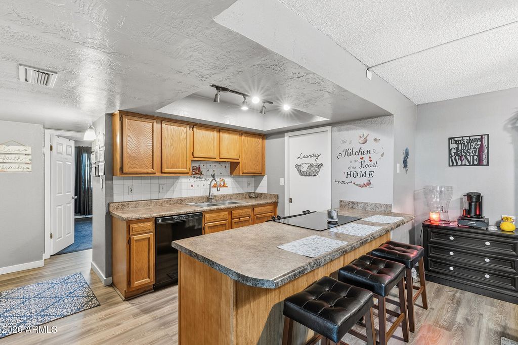 Photo of 2014 W Highland Avenue, Phoenix, AZ 85015 (MLS # 6976317)