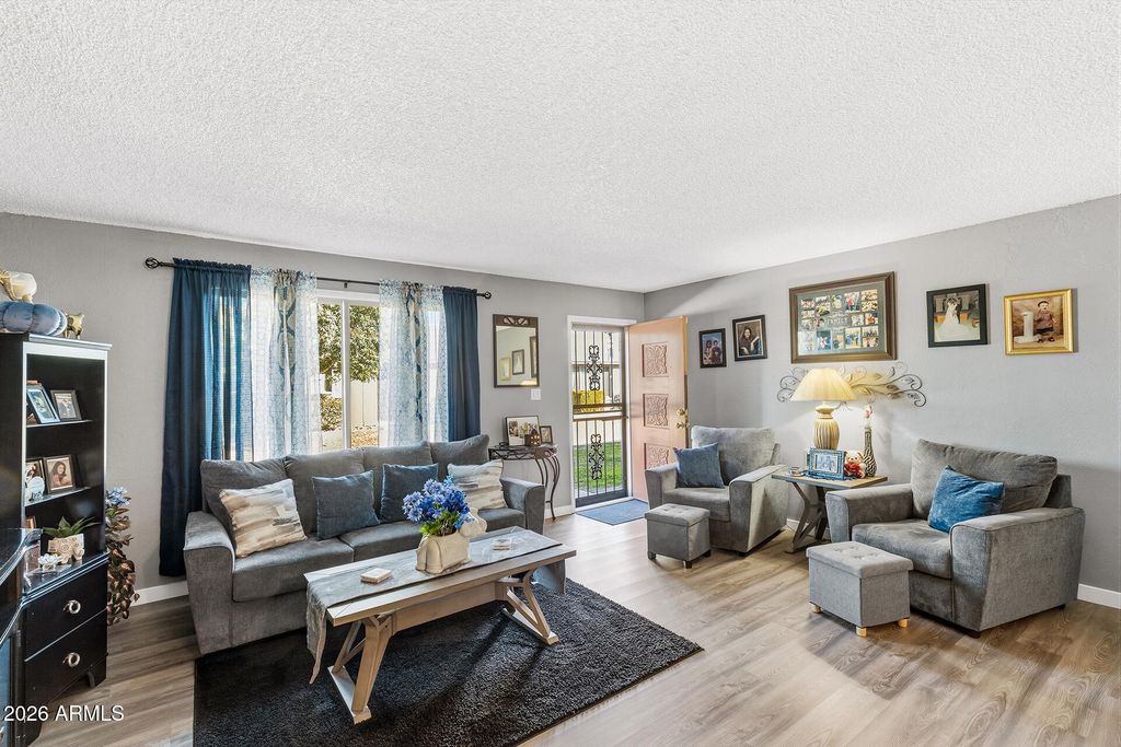 Photo of 2014 W Highland Avenue, Phoenix, AZ 85015 (MLS # 6976317)