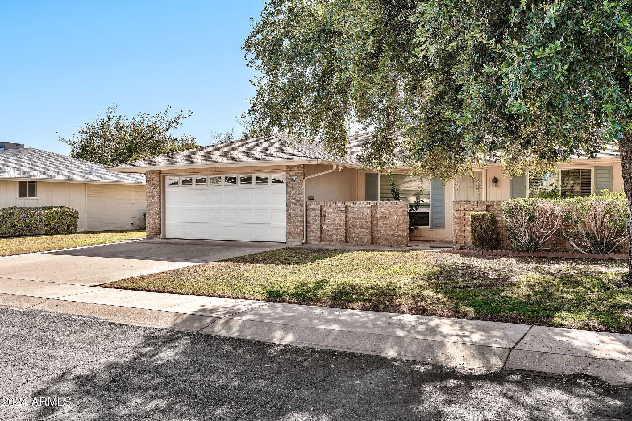 10205 W ROYAL OAK Road