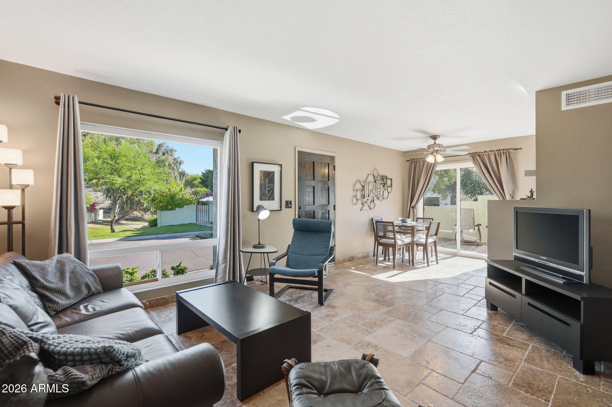 4815 E WINSTON Drive 3