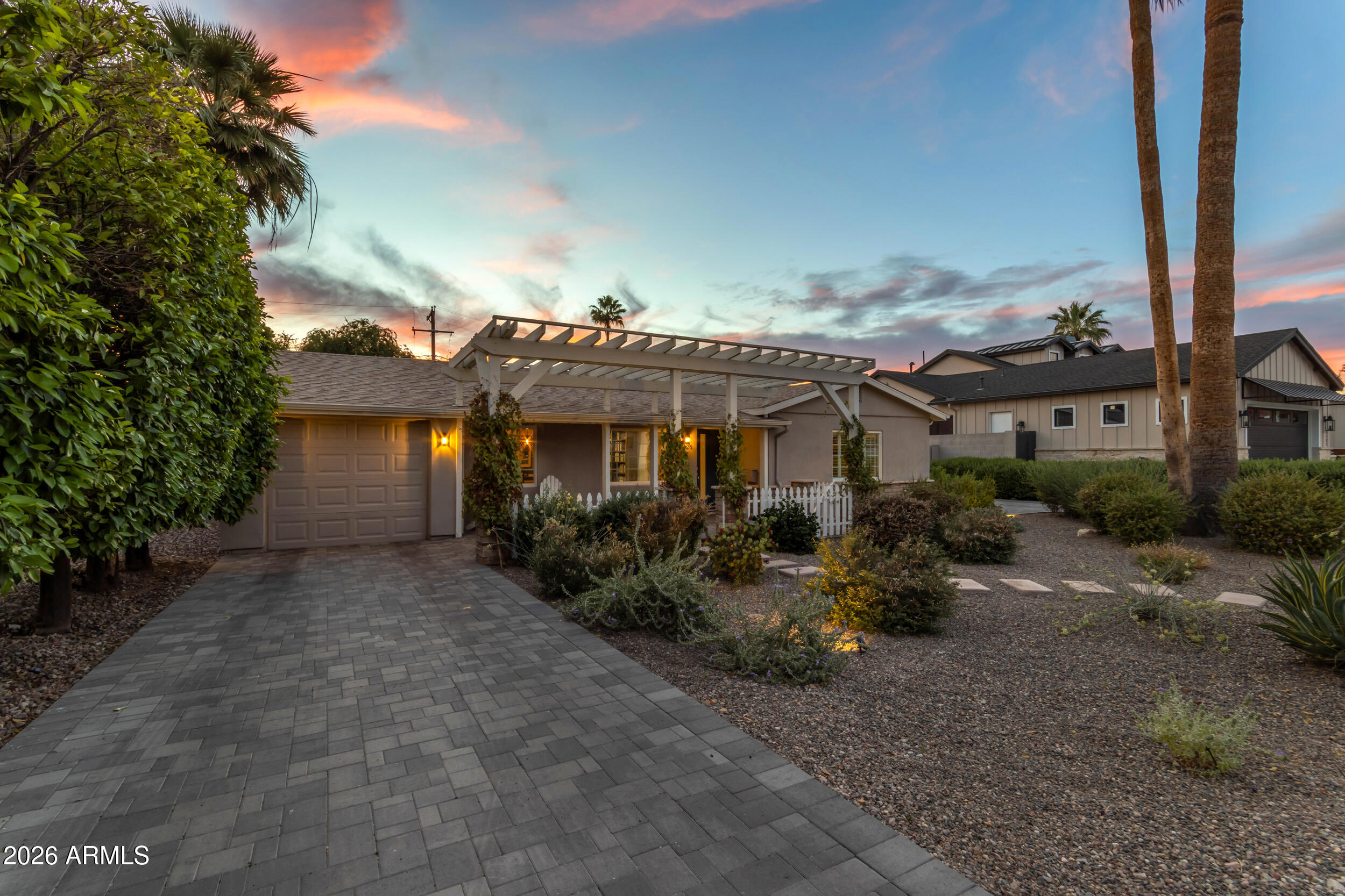 4126 N 44TH Place