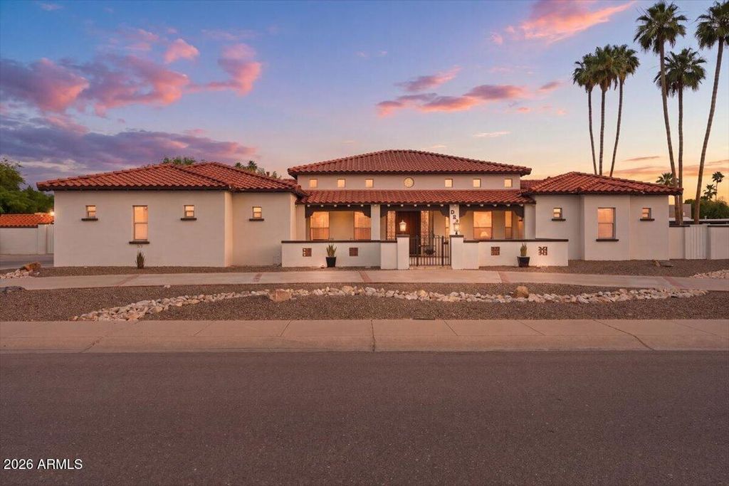 Photo of 952 E Libra Drive, Tempe, AZ 85283 (MLS # 7017829)