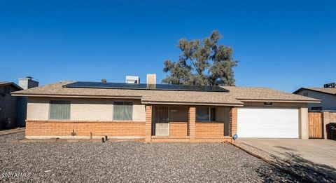 4032 W LAUREL Lane Phoenix AZ 85029