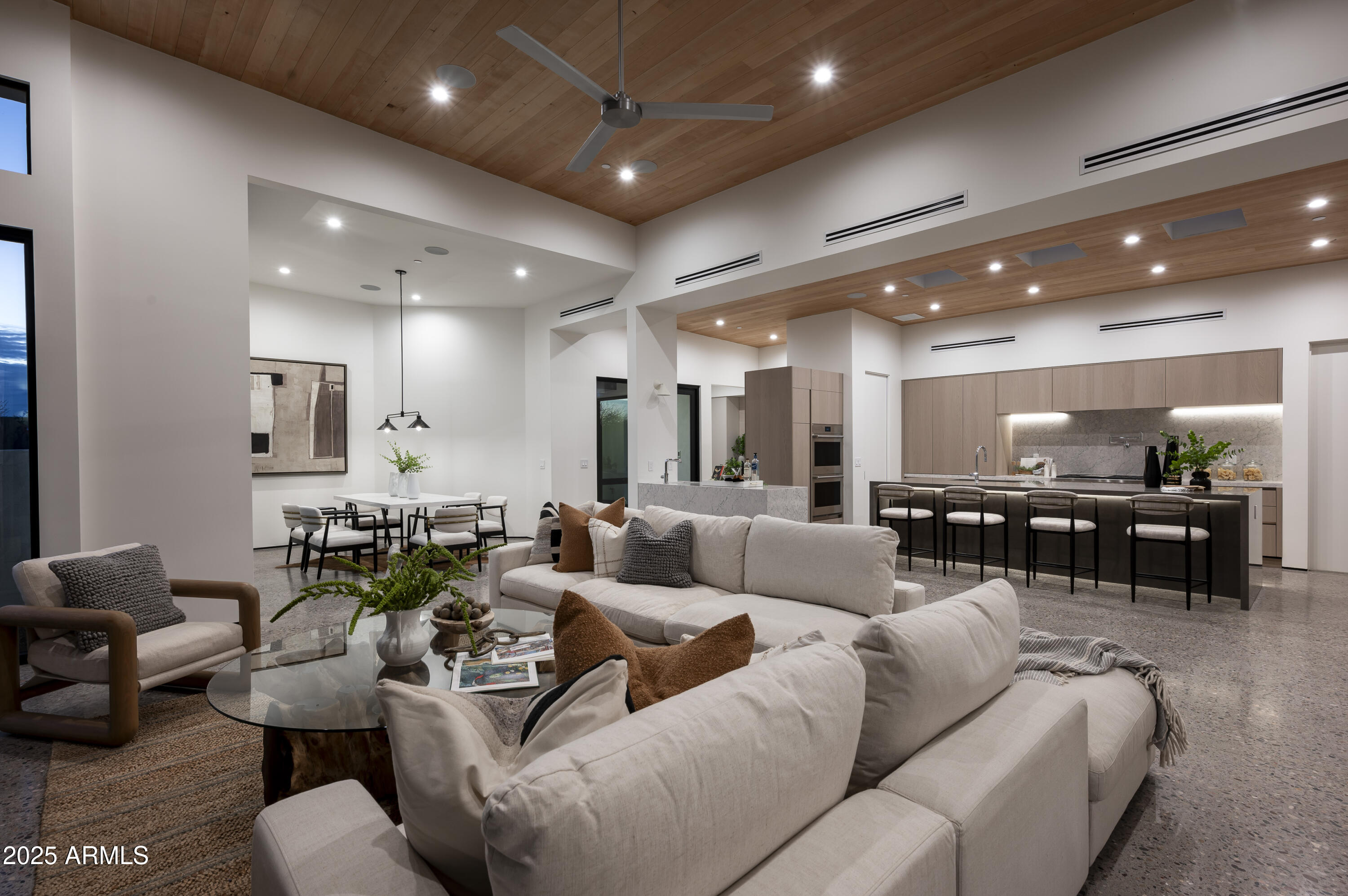 PINNACLE PEAK SHADOWS UNIT 2 - Residential