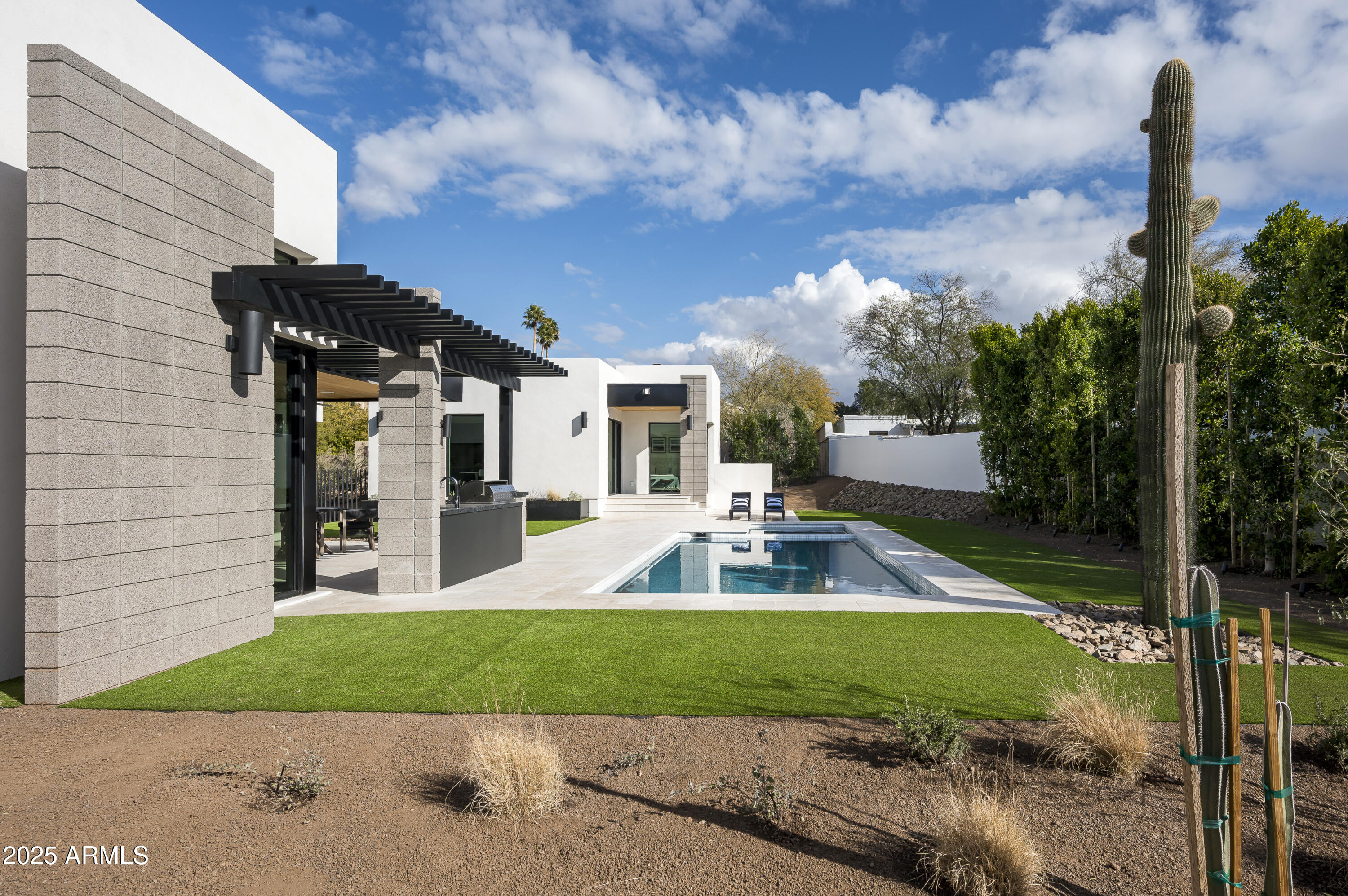 PINNACLE PEAK SHADOWS UNIT 2 - Residential