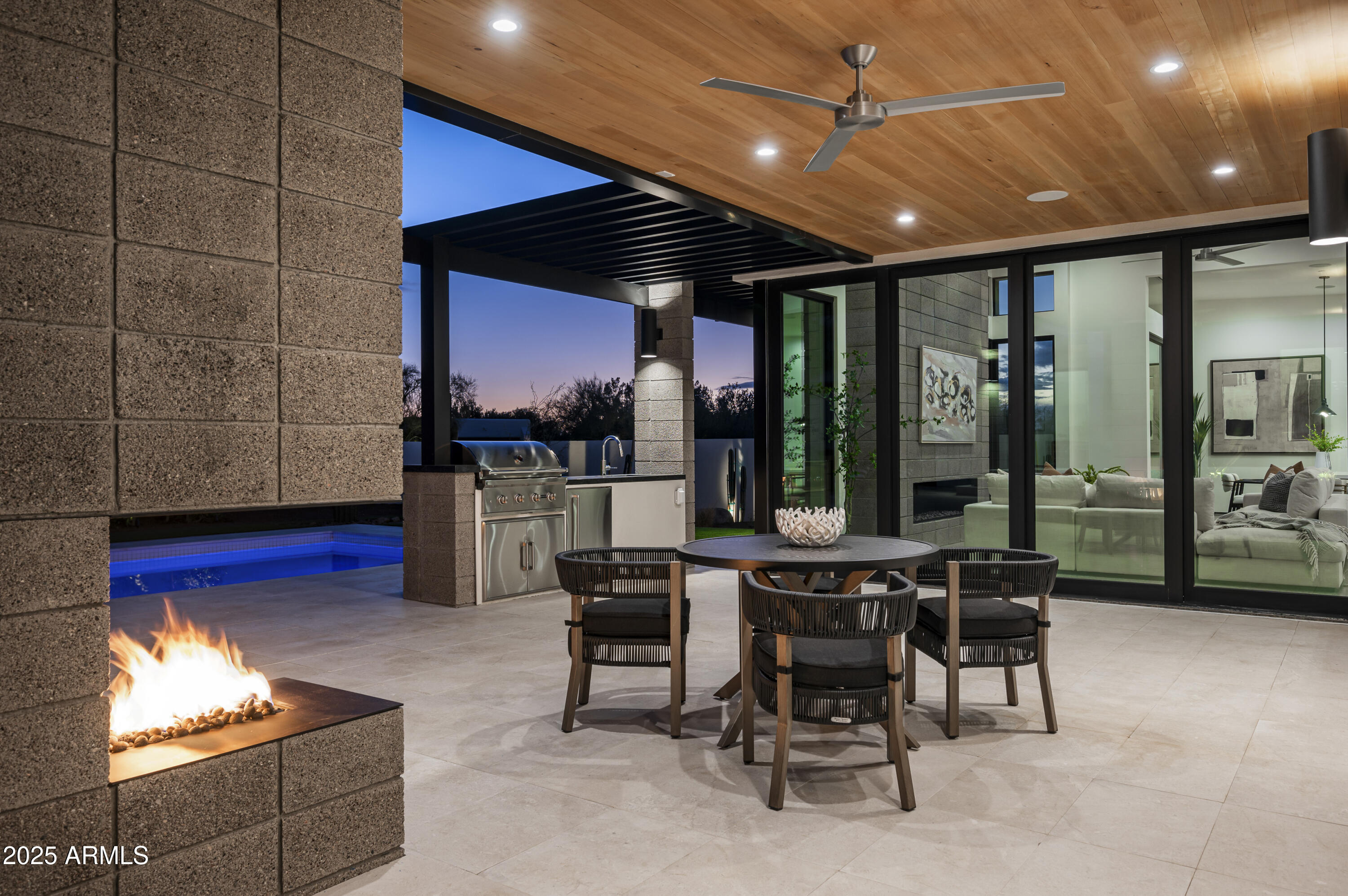 PINNACLE PEAK SHADOWS UNIT 2 - Residential