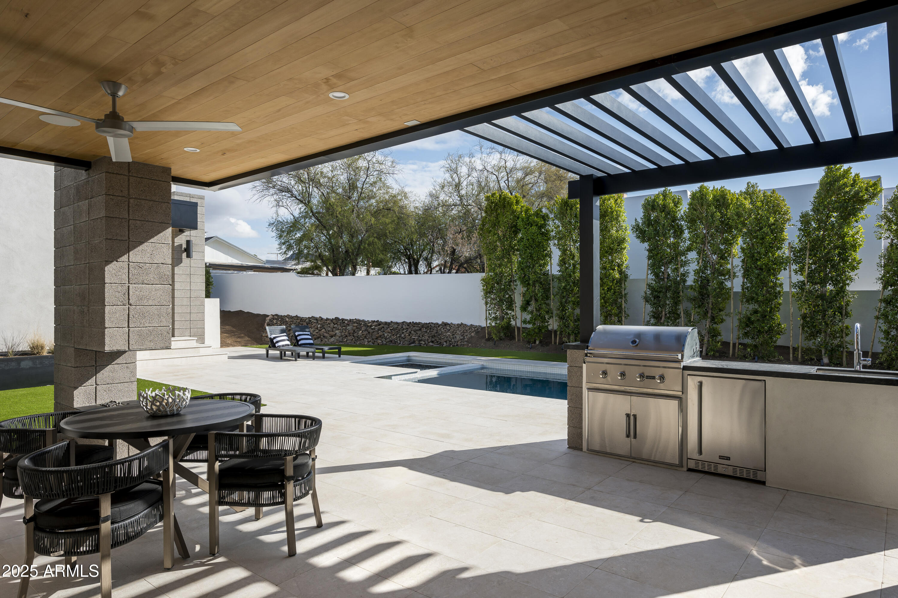 PINNACLE PEAK SHADOWS UNIT 2 - Residential
