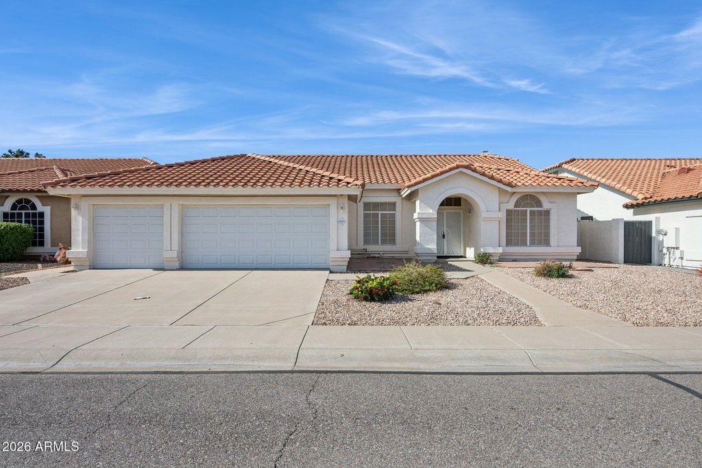 Photo of 1470 S Villas Court, Chandler, AZ 85286 (MLS # 6998346)