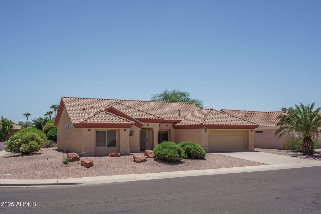 Photo of 16109 W Heritage Drive, Sun City West, AZ 85375 (MLS # 6901137)