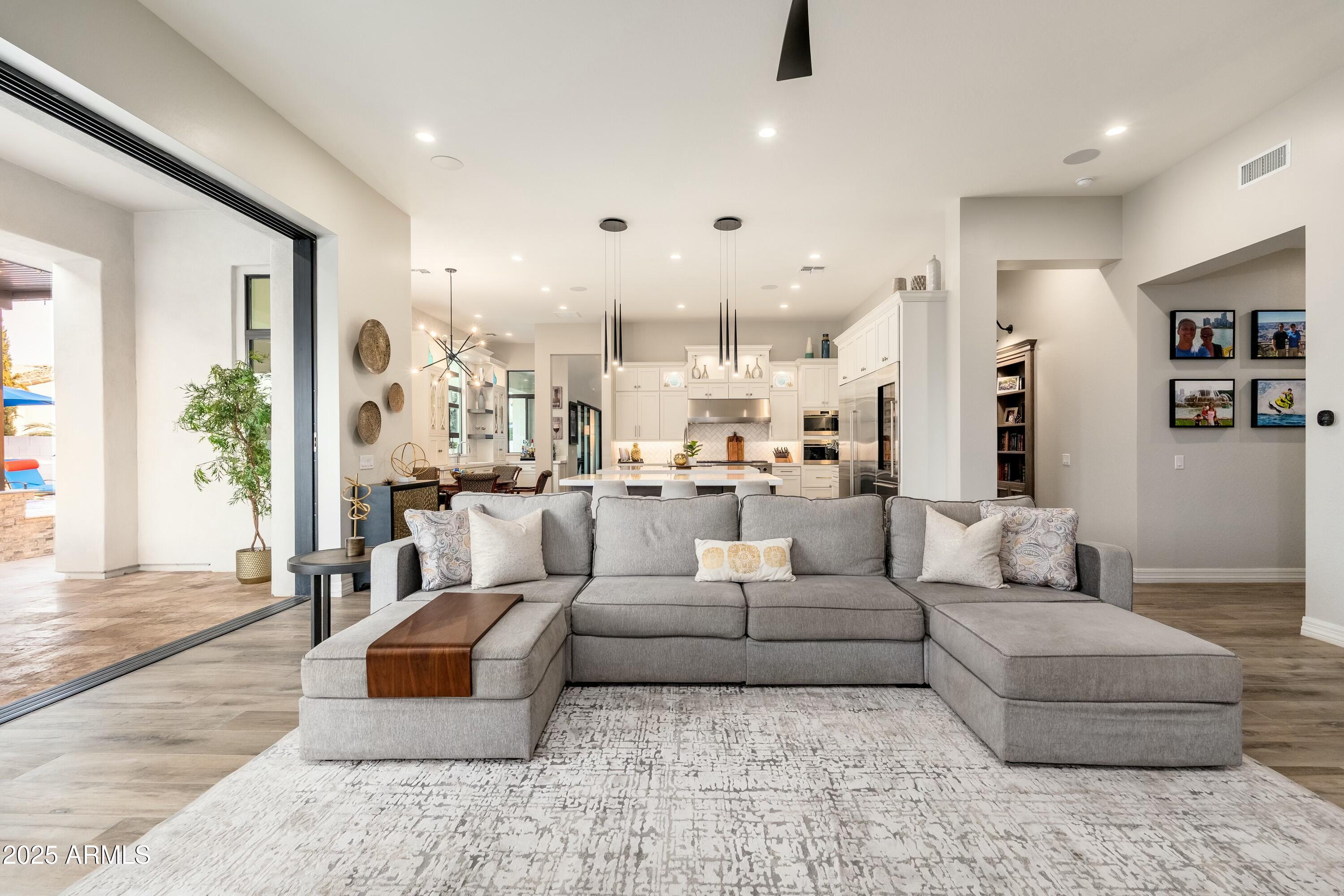 WHITEWING AT GERMANN ESTATES - Residential