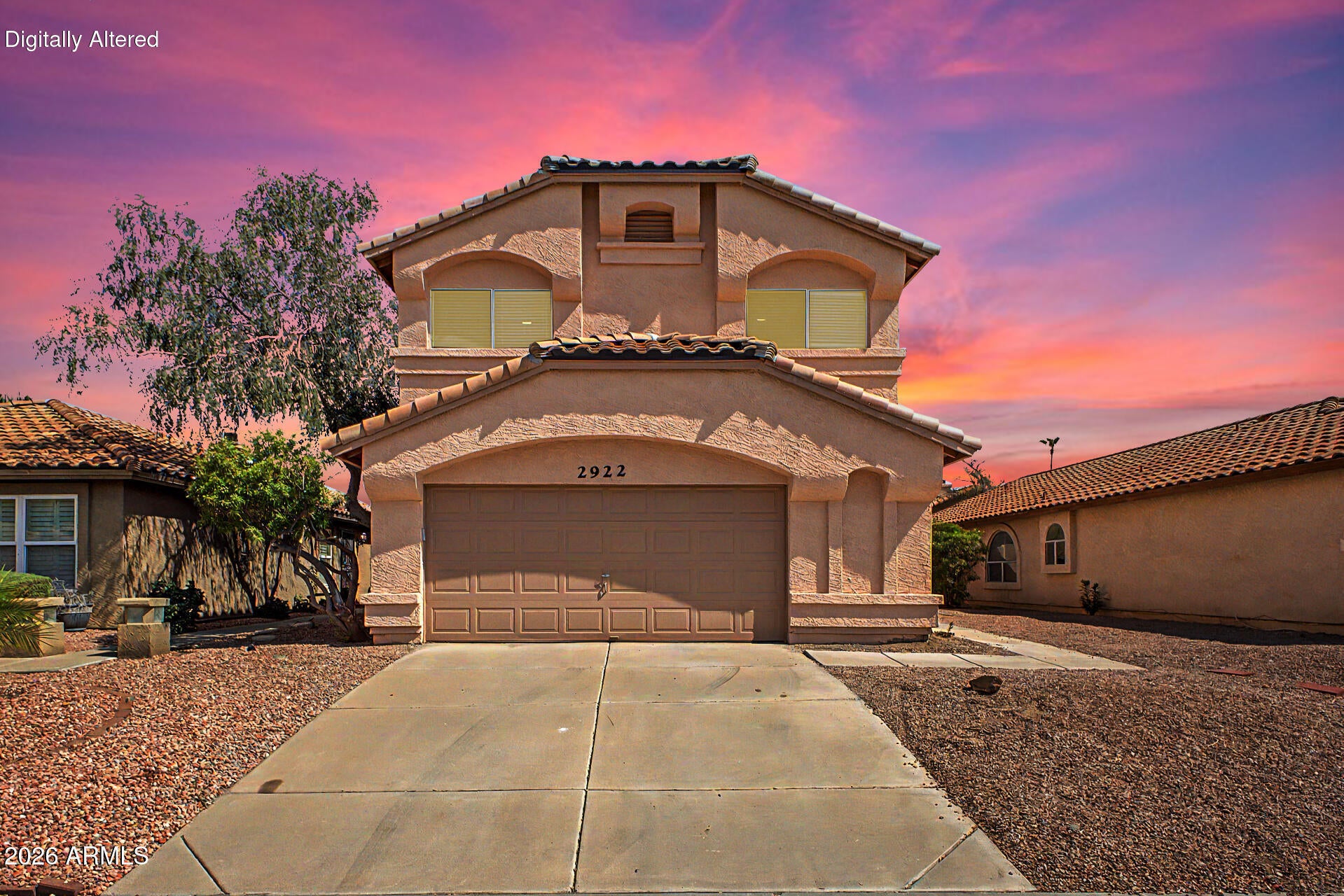 2922 E WOODLAND Drive