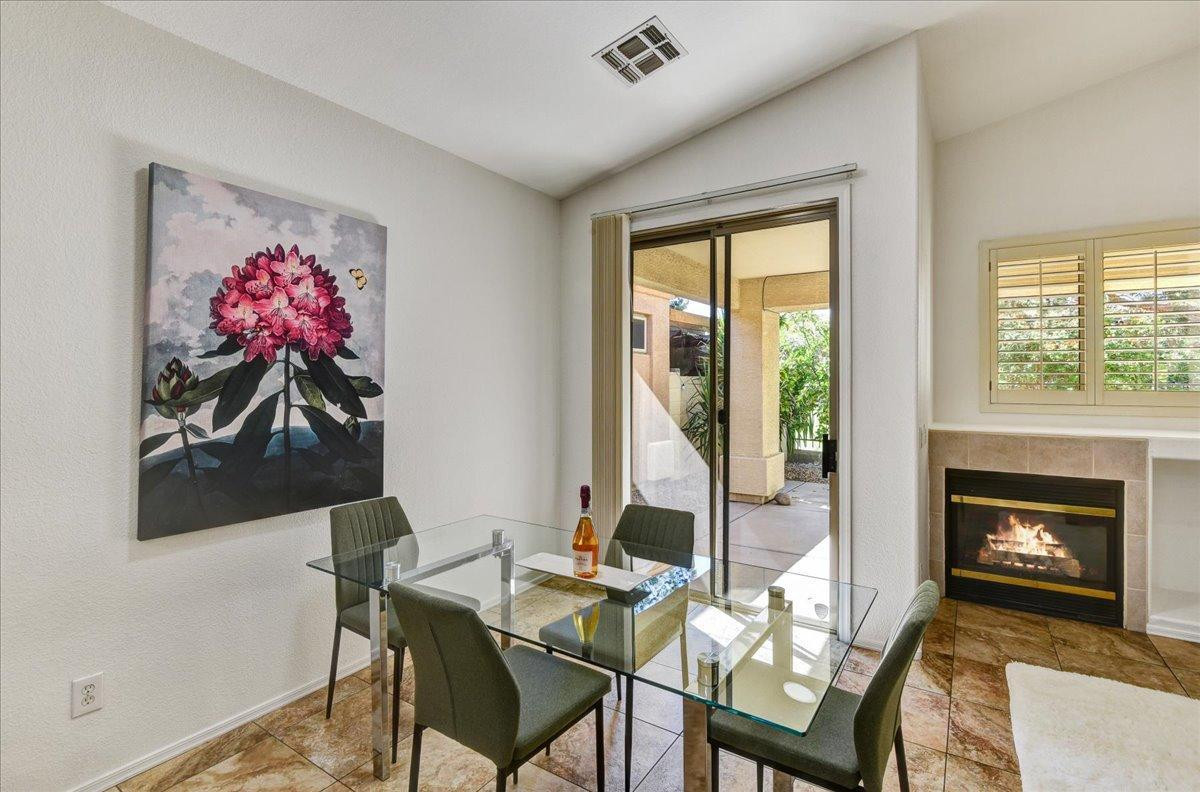 3247 E Maldonado Drive