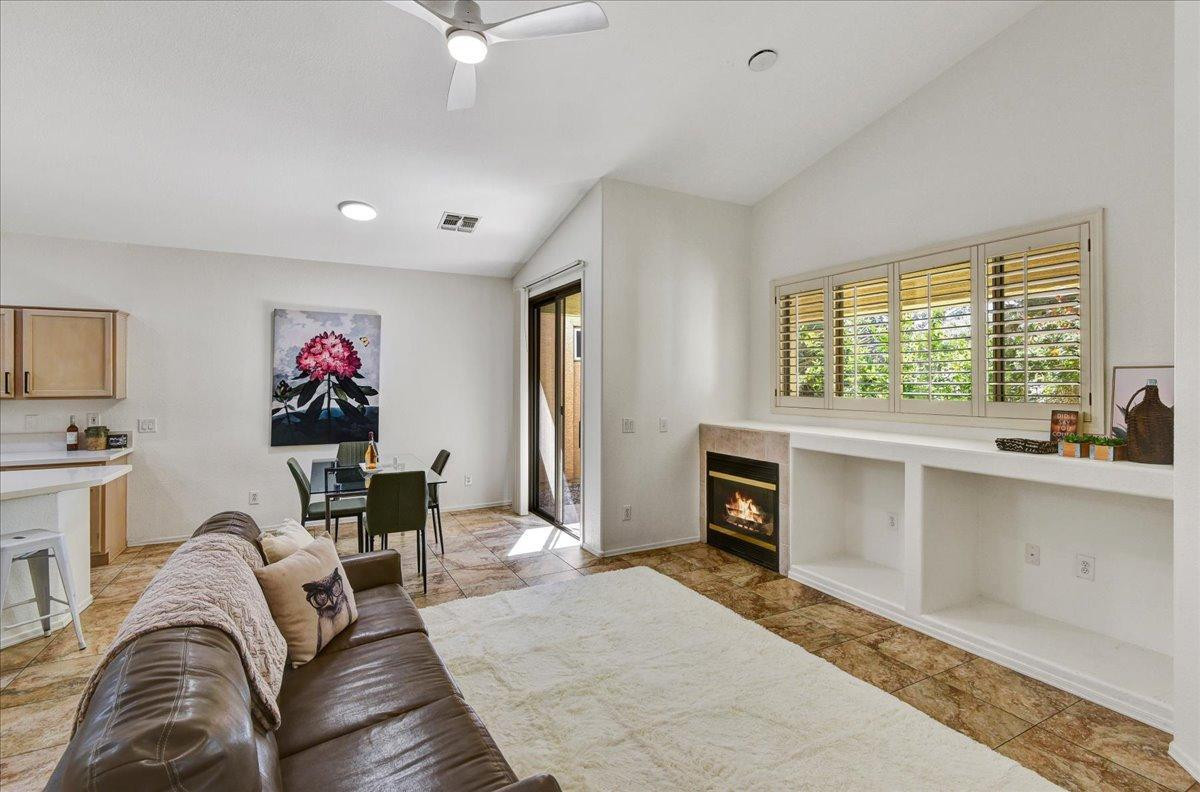 3247 E Maldonado Drive