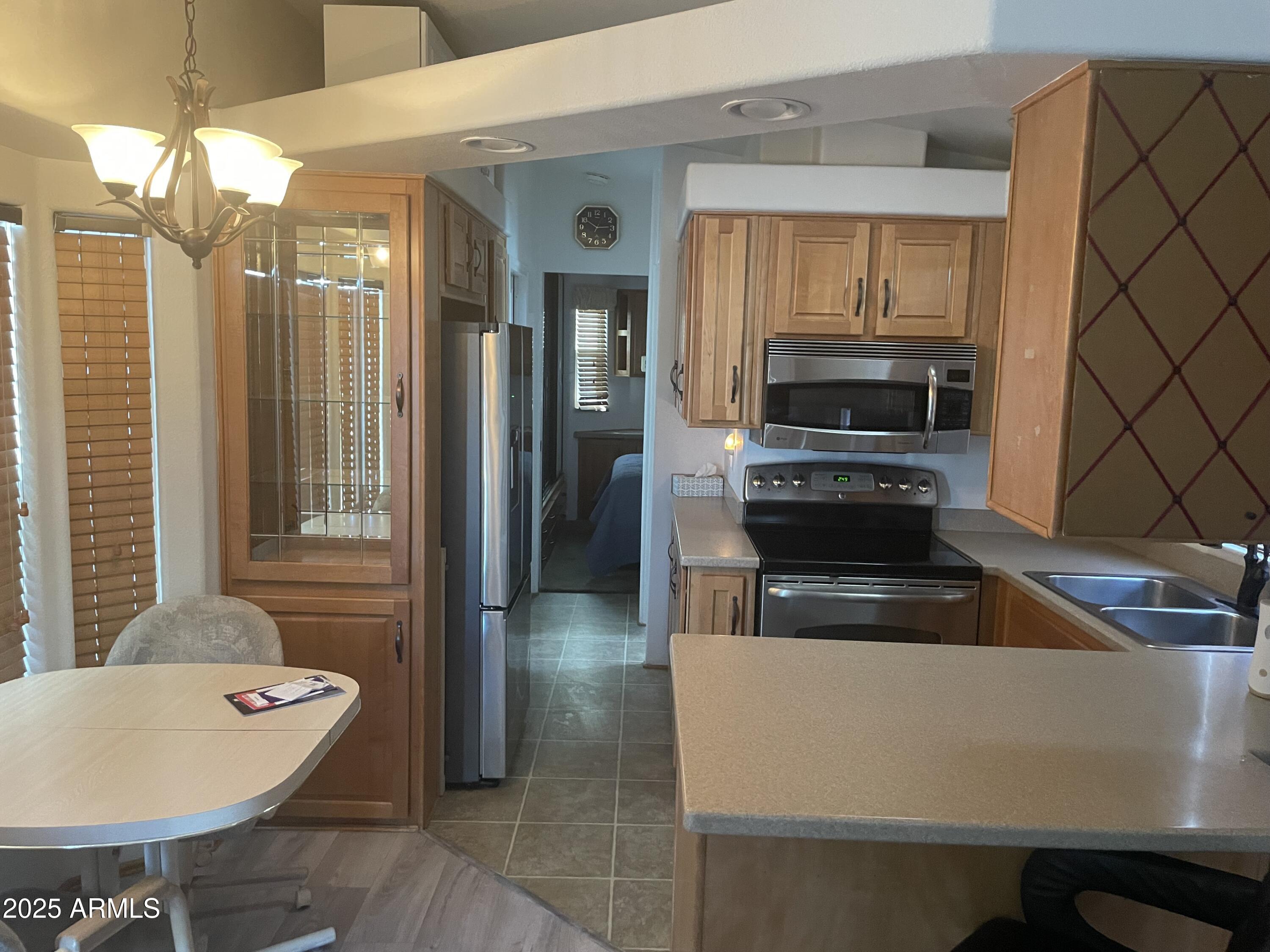 17200 W BELL Road N 199