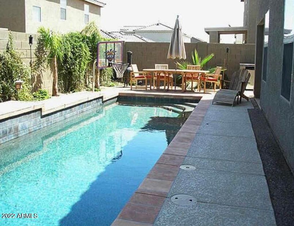 Photo of 2270 E Palm Beach Drive, Chandler, AZ 85249 (MLS # 7031181)