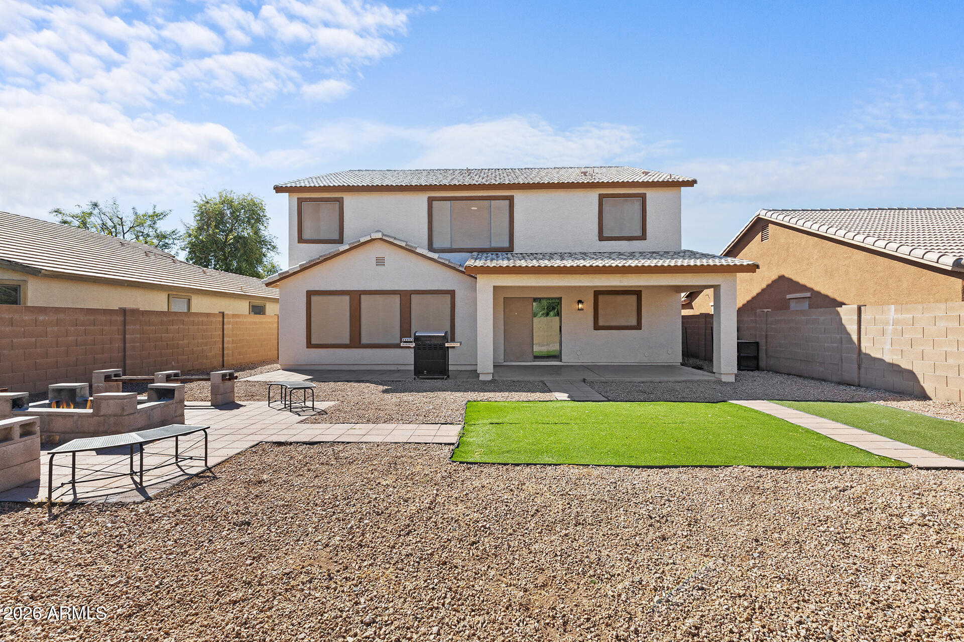 45554 W DUTCHMAN Drive