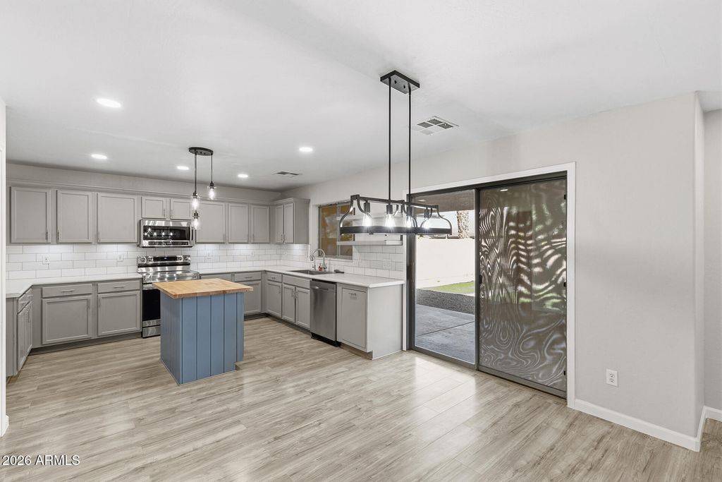 Photo of 45554 W Dutchman Drive, Maricopa, AZ 85139 (MLS # 6997907)