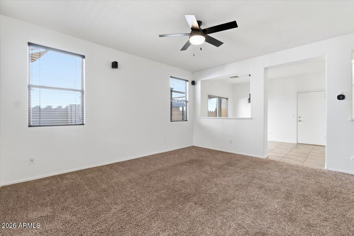 104 E PALOMINO Drive