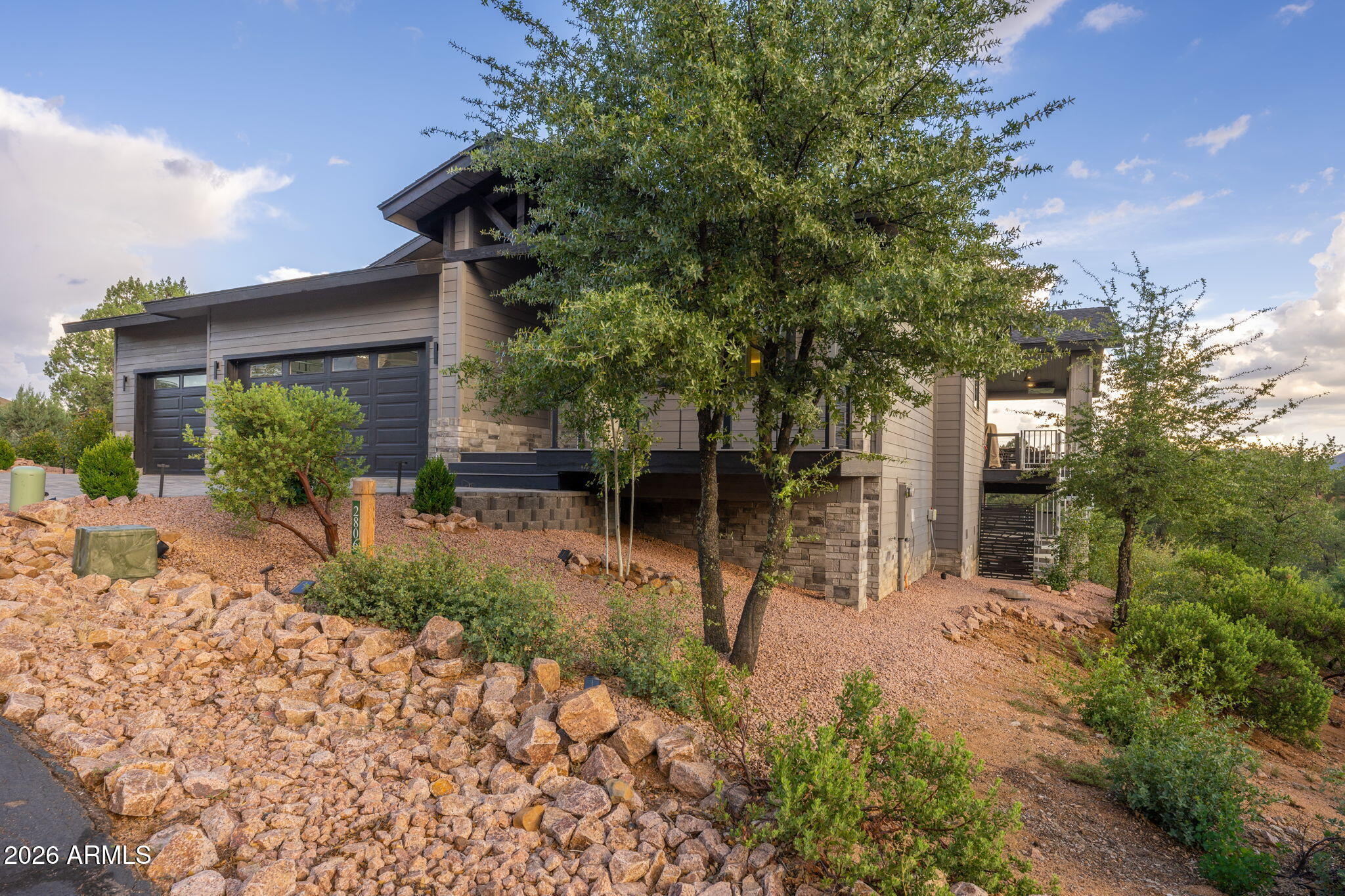 2806 E Coyote Mint Circle