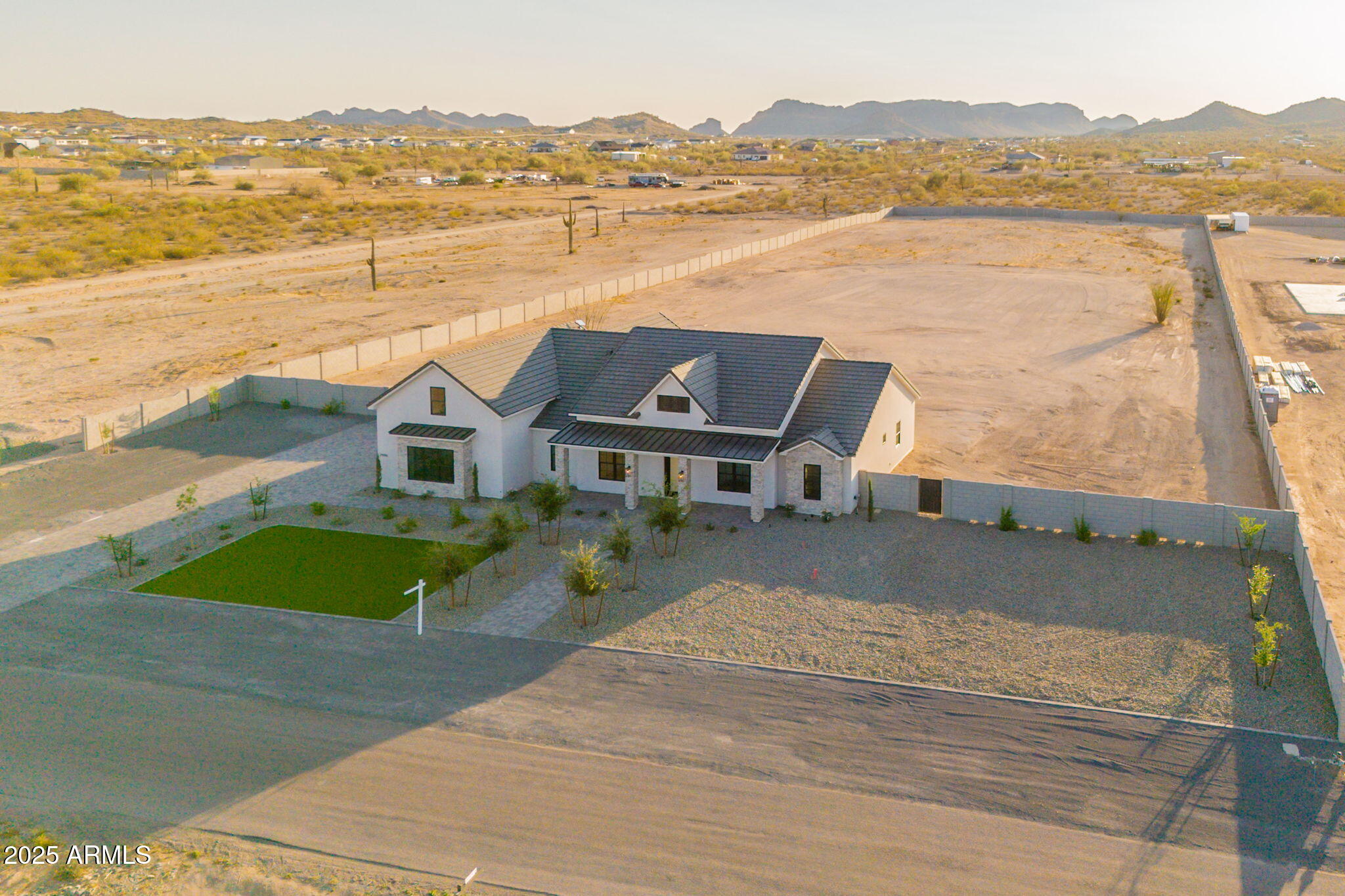 29096 N Marchant Trace